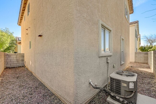 Building Photo - Single-Family Home in a Cul-de-Sac 3BD/2.5BA – Freshly Updated & Move-In Ready!