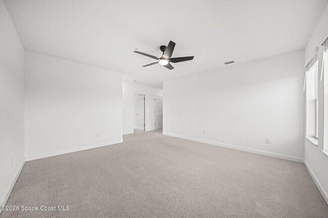 Building Photo - 640 Veridian Cir NW