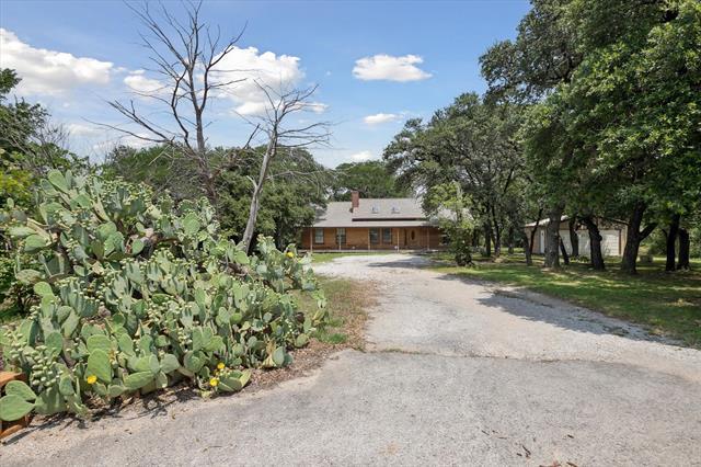 Building Photo - 9400 Live Oak Ln