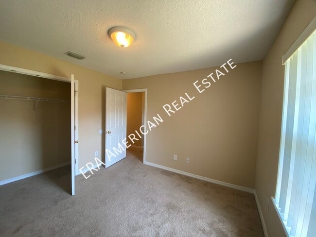 Building Photo - 6846 Fernandina Rd