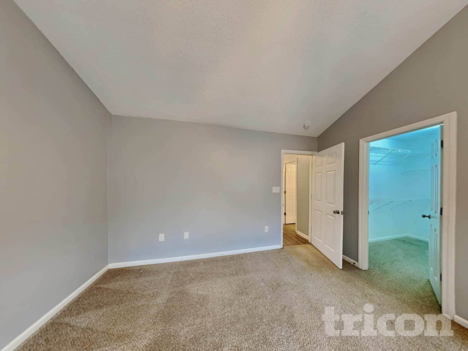 Building Photo - 7284 Green Meadow Ct