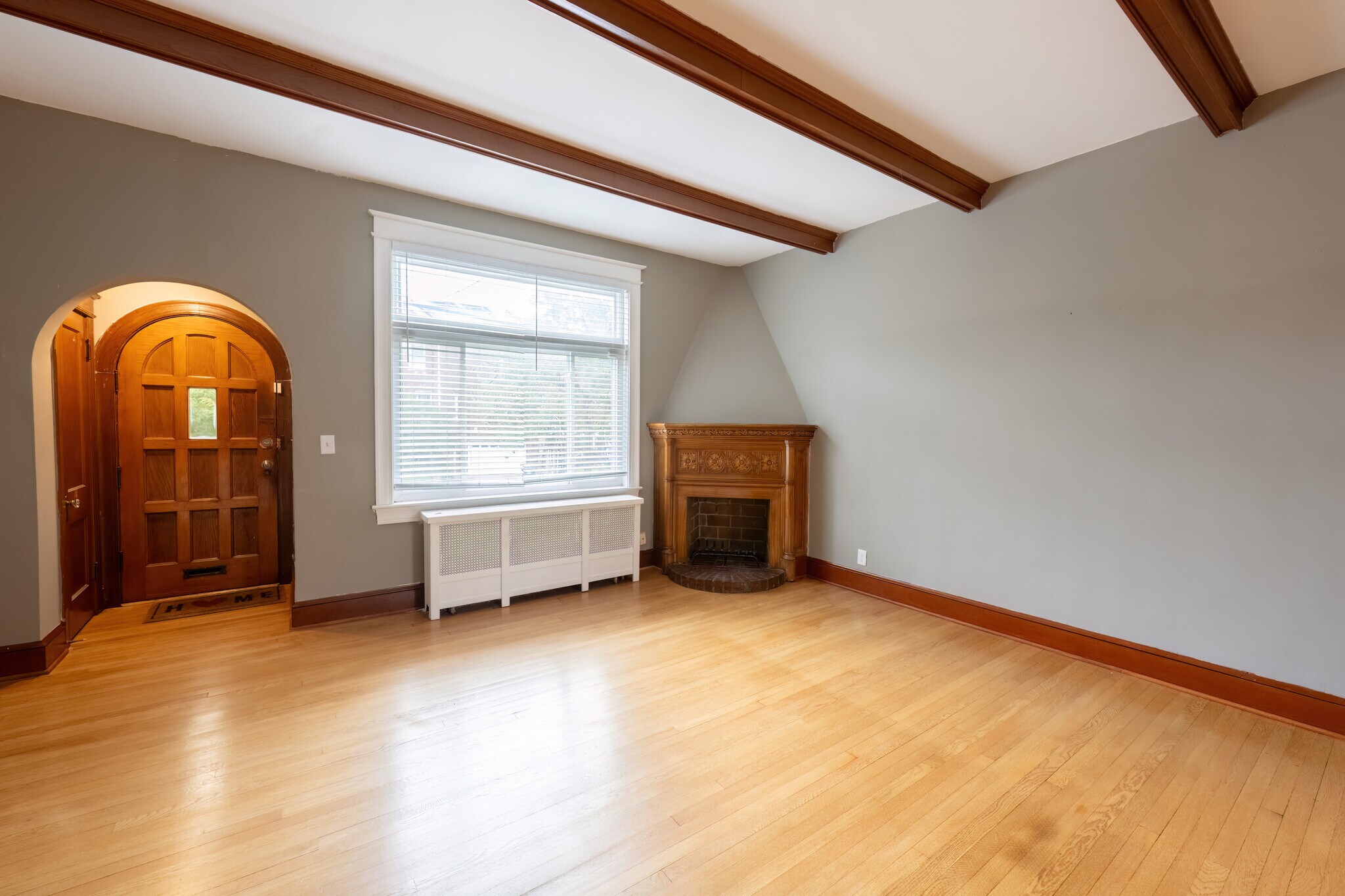 Building Photo - 317 Ingraham St NW