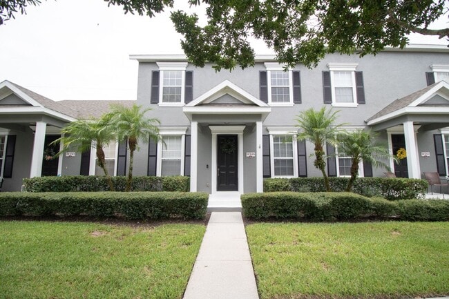 Building Photo - Charming Townhome in Avalon Park