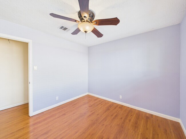 Building Photo - 12842 Westmere Dr
