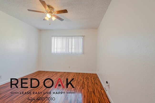 Building Photo - 1321 S Greenwood Ave