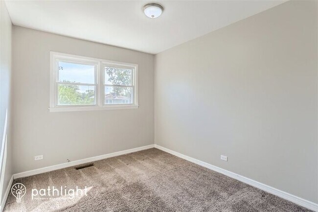 Building Photo - 2212 Apache Lane, Woodridge, IL, 60517