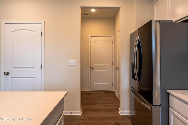 Building Photo - 2023 Lyndon Green Cir