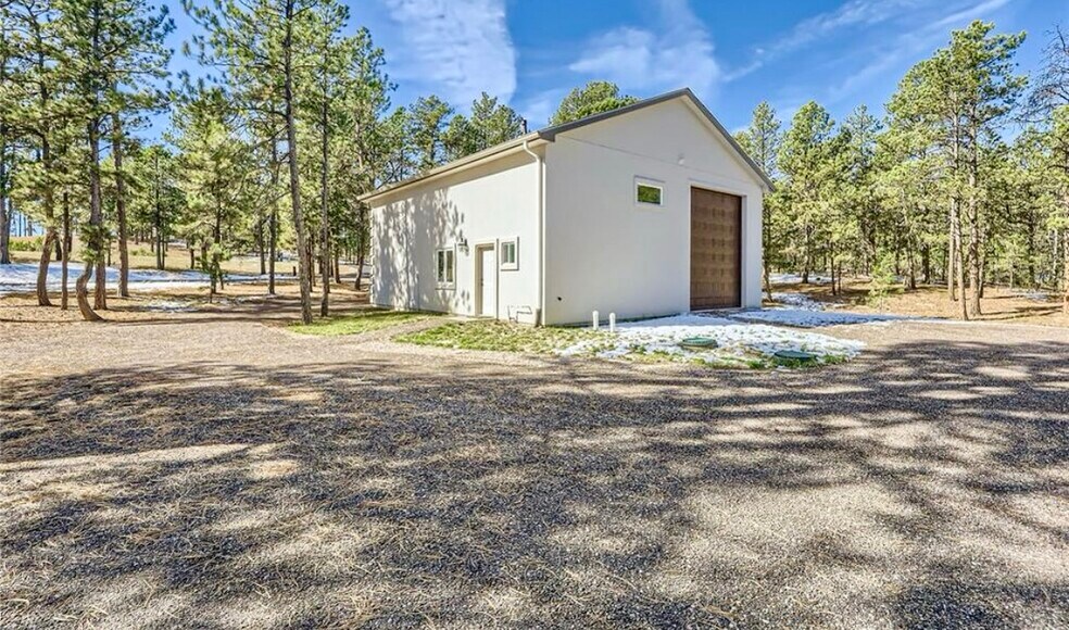 Building Photo - 12683 Fulford Ct