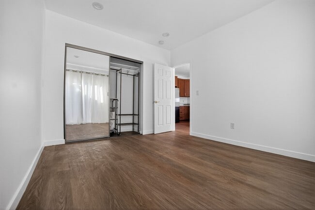 Building Photo - 7817 Nita Ave
