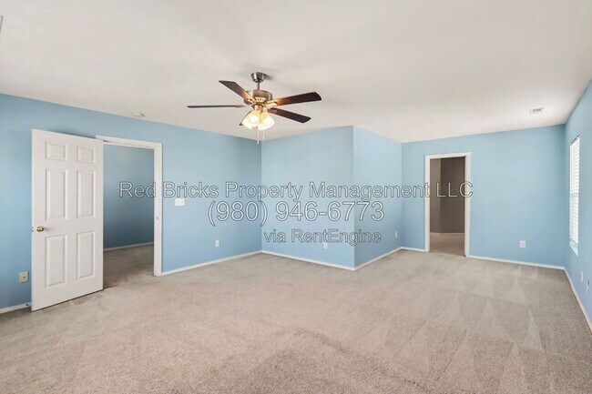 Building Photo - 10805 Dry Stone Dr