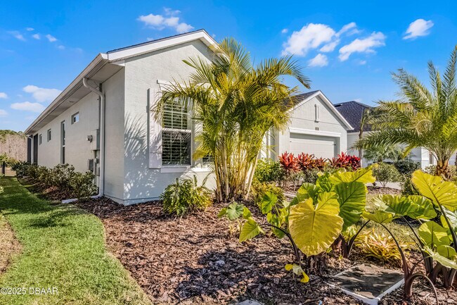 Building Photo - 636 Mosaic Blvd