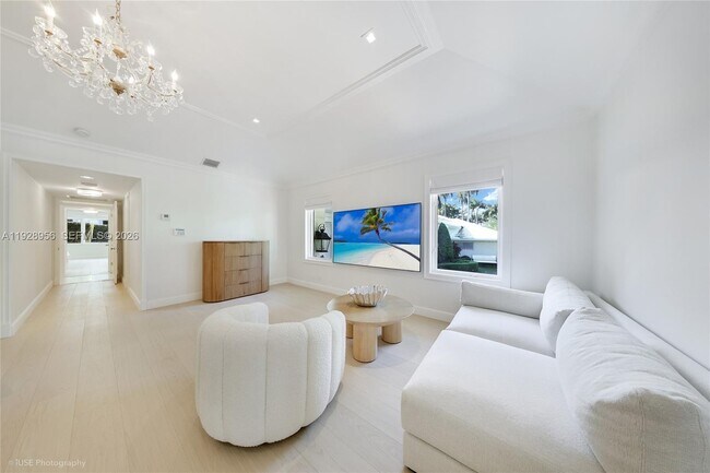 Building Photo - 55 Lagorce Cir