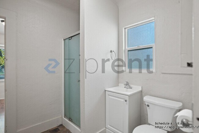 Building Photo - 7840 Church St