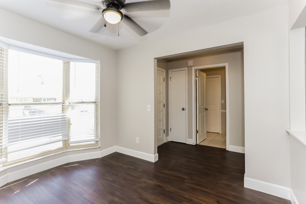 Building Photo - 2633 Grafton Dr