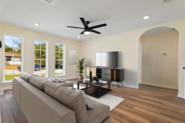 Building Photo - 8734 Westfield Dr