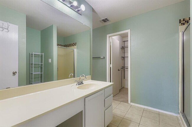 Building Photo - 1105 American Robin Path