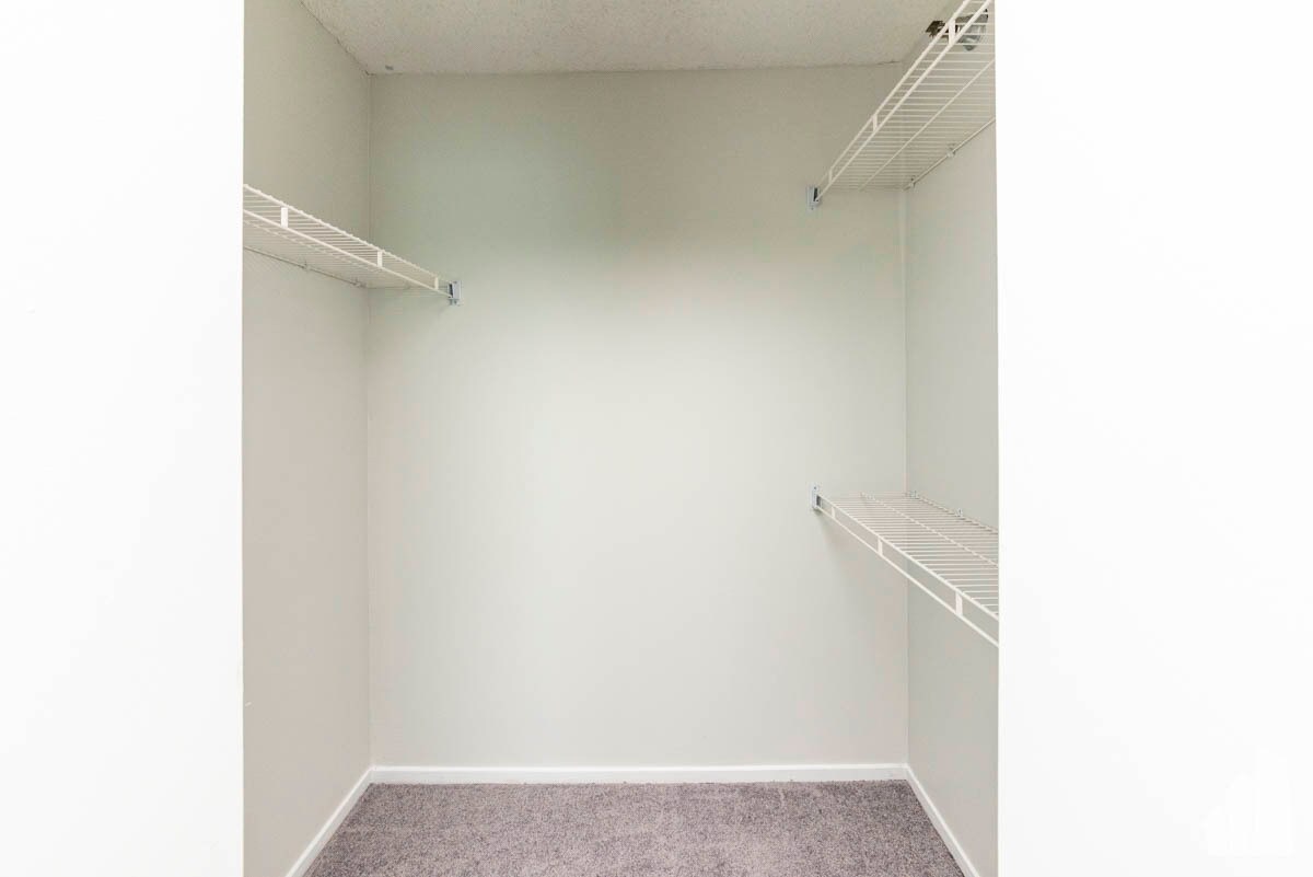 Building Photo - 195 N Harbor Dr