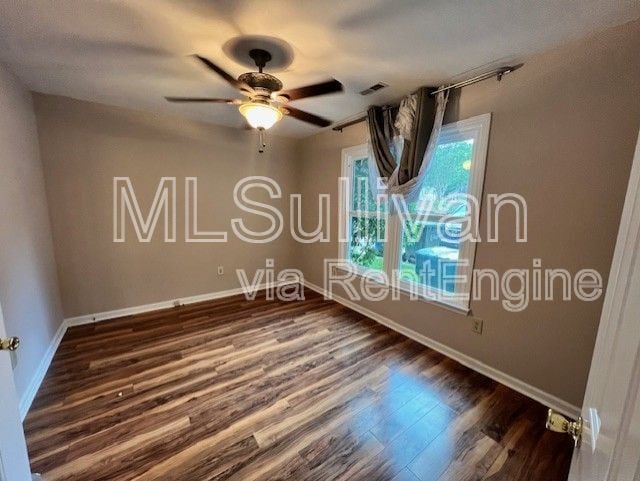 Building Photo - 105 Weathersfield Dr