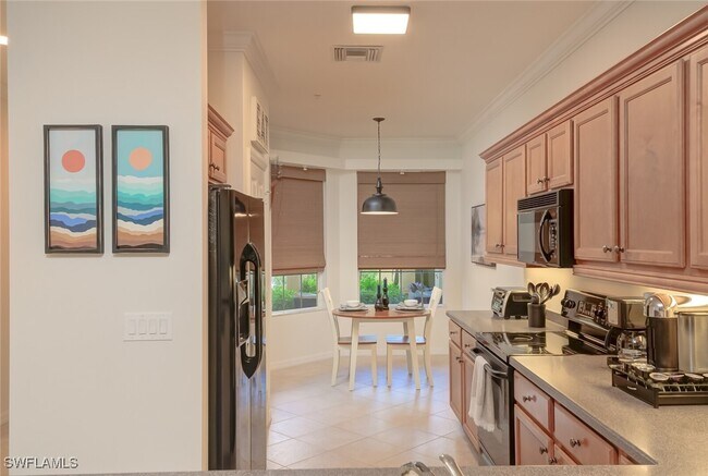 Building Photo - 12040 Matera Ln