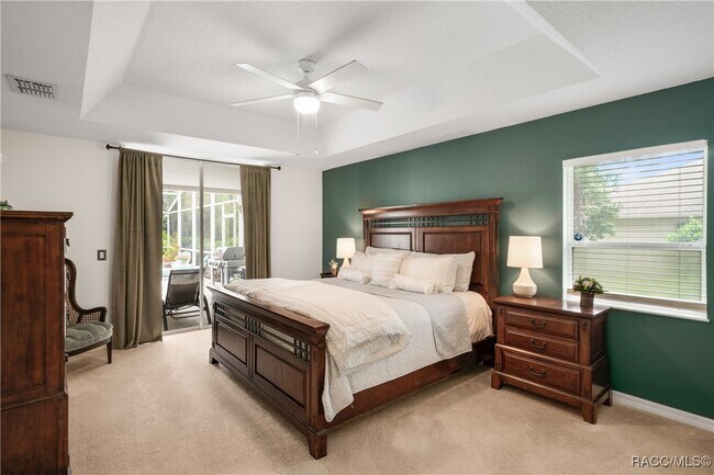 Building Photo - 5 Primula Ct W