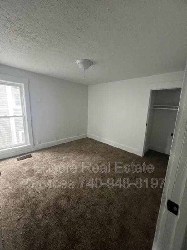 Building Photo - 41 N Pine St