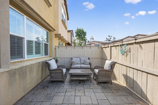 Building Photo - 306 Calle Rayo