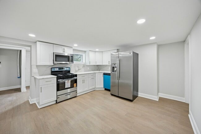 Primary Photo - 635 Stanton Christiana Rd