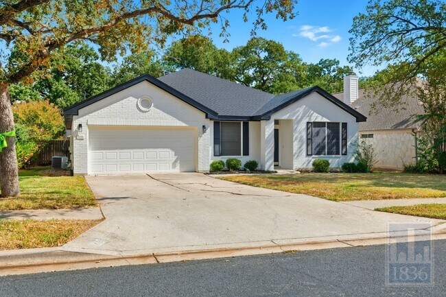 Building Photo - 4011 Travis Country Cir