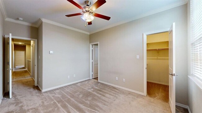 Building Photo - 2027 Harvey Mitchell Pkwy S