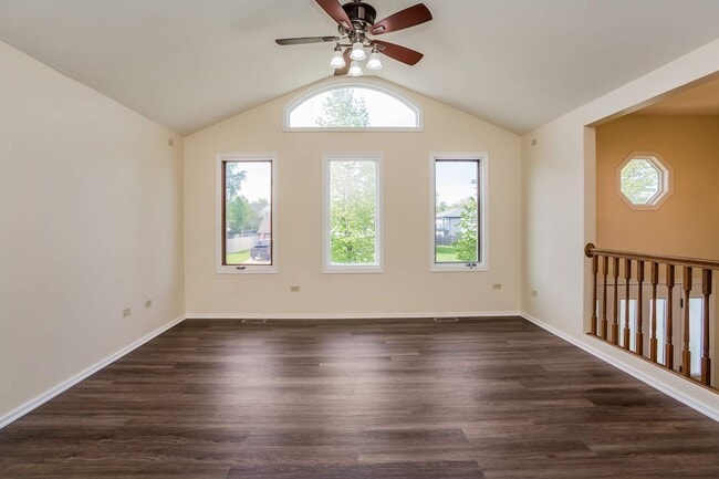 Building Photo - 2904 Facel Vega Dr