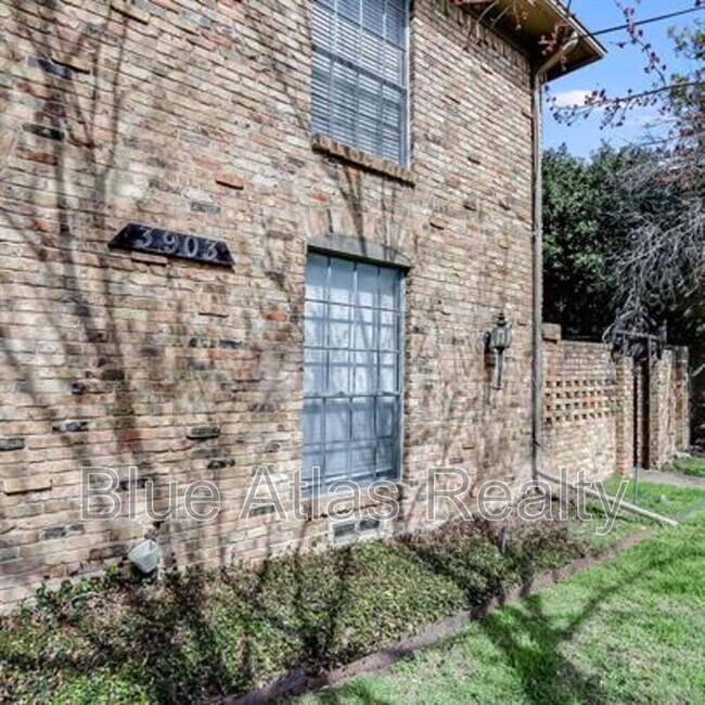 Building Photo - 3903 Hawthorne Ave