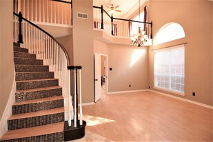 Building Photo - 100 Morning Star Ct