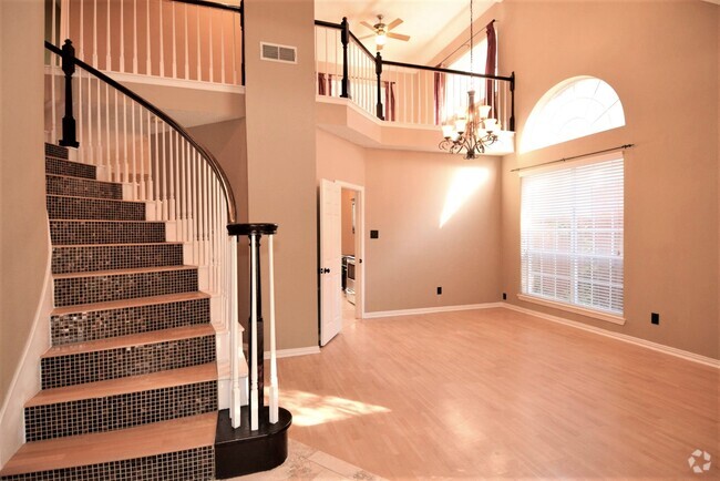 Building Photo - 100 Morning Star Ct