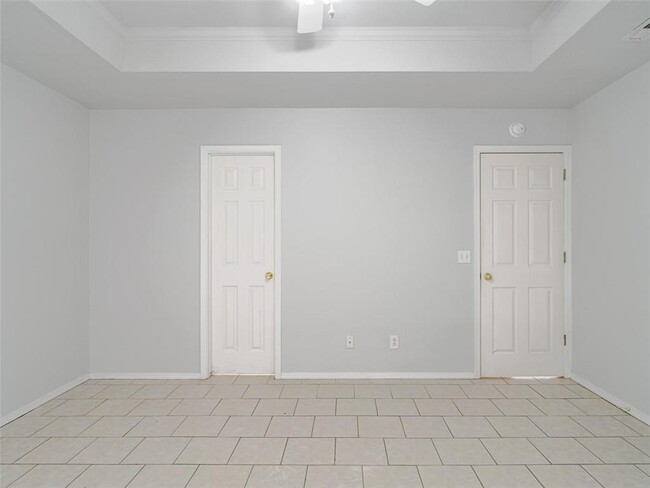 Building Photo - 2802 W Sunset Dr