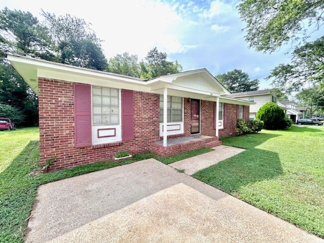 Building Photo - 3218 Teton Dr NW