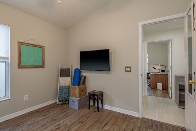 Building Photo - 11539 Cypress Reserve Dr