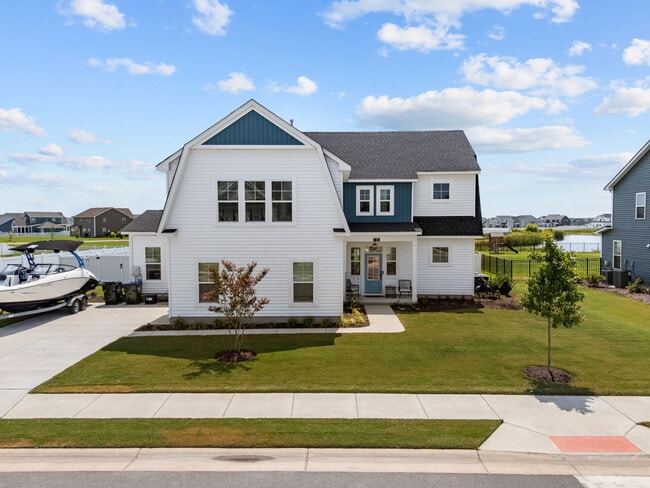 Building Photo - 105 Farmridge Wy