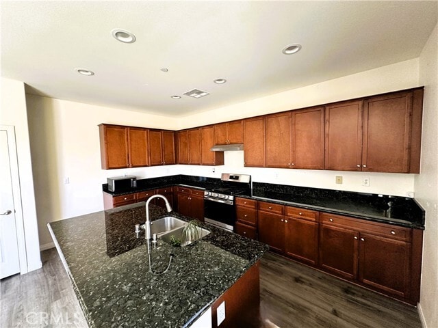 Building Photo - 15176 Sheridan Ct