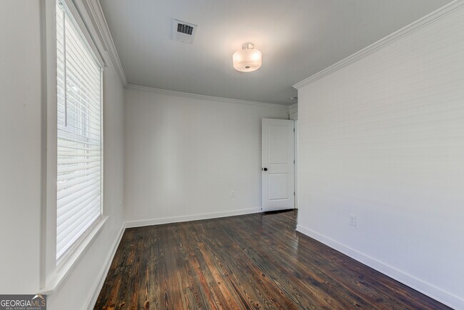 Building Photo - 456 Griffin St NW