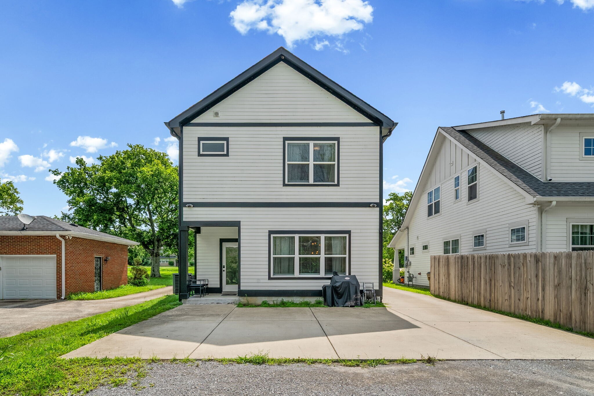 Building Photo - 408 Farris Ave