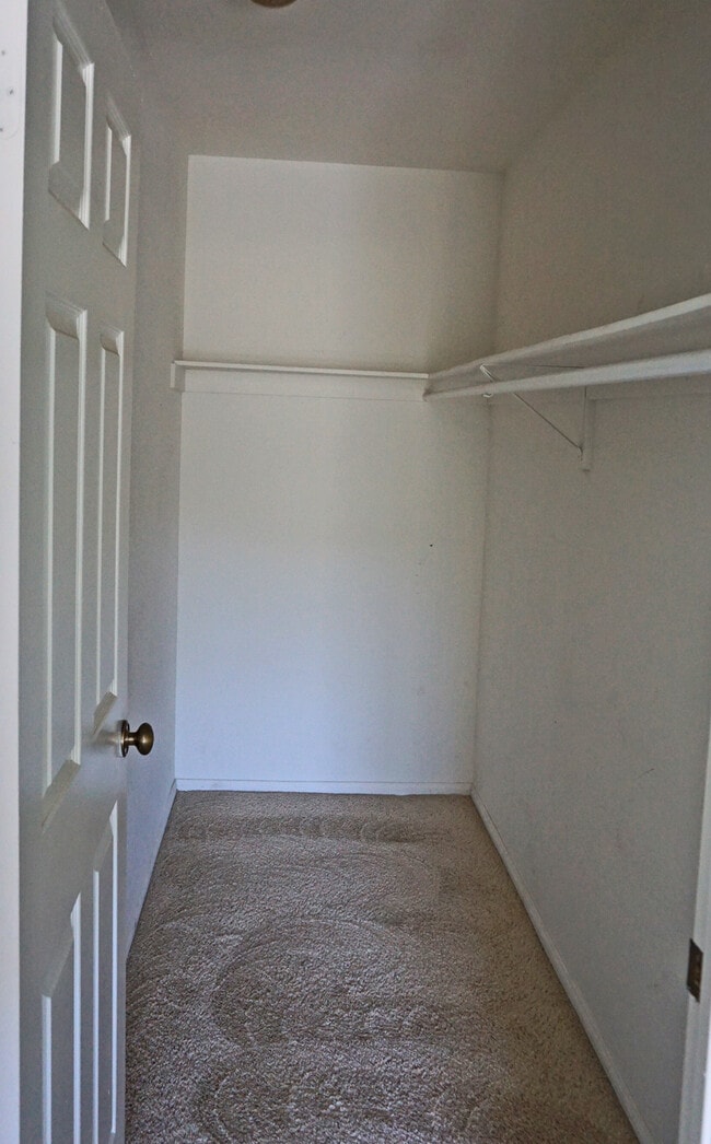 Building Photo - 14849 Ripton Rd