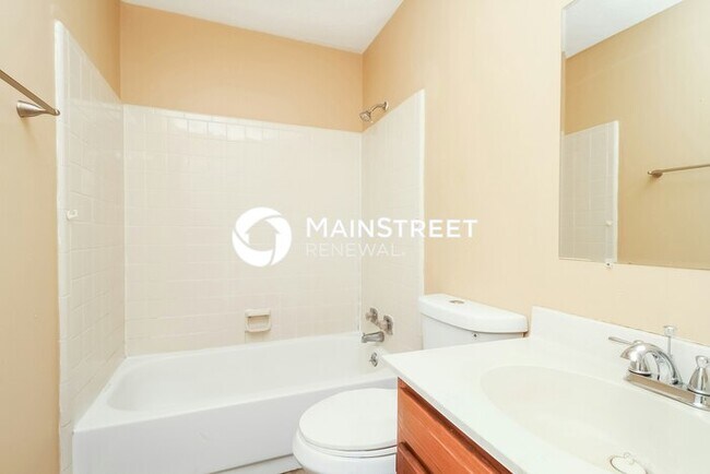 Building Photo - 3 Bedroom Pet-Friendly Home in Nashville, ...