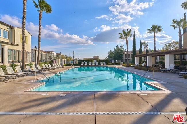Building Photo - 20285 Avenida Paloma