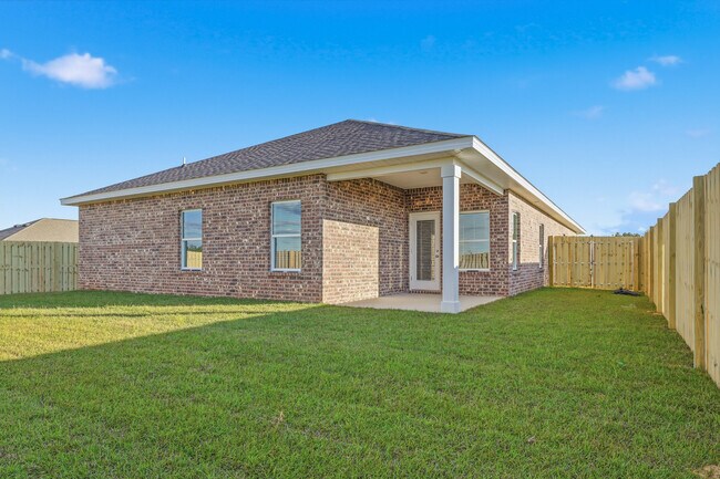 Building Photo - 1085 Hayward Lp