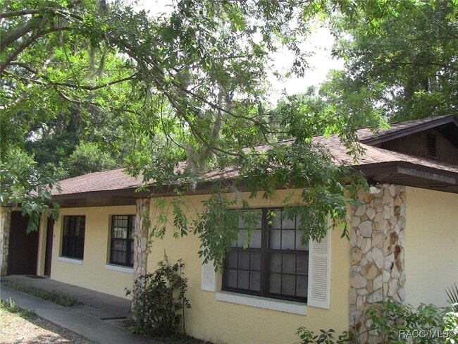 Building Photo - 322 Davidson Ave