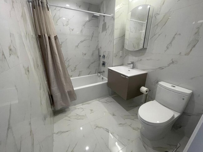Building Photo - 1 bedroom in Brooklyn NY 11223