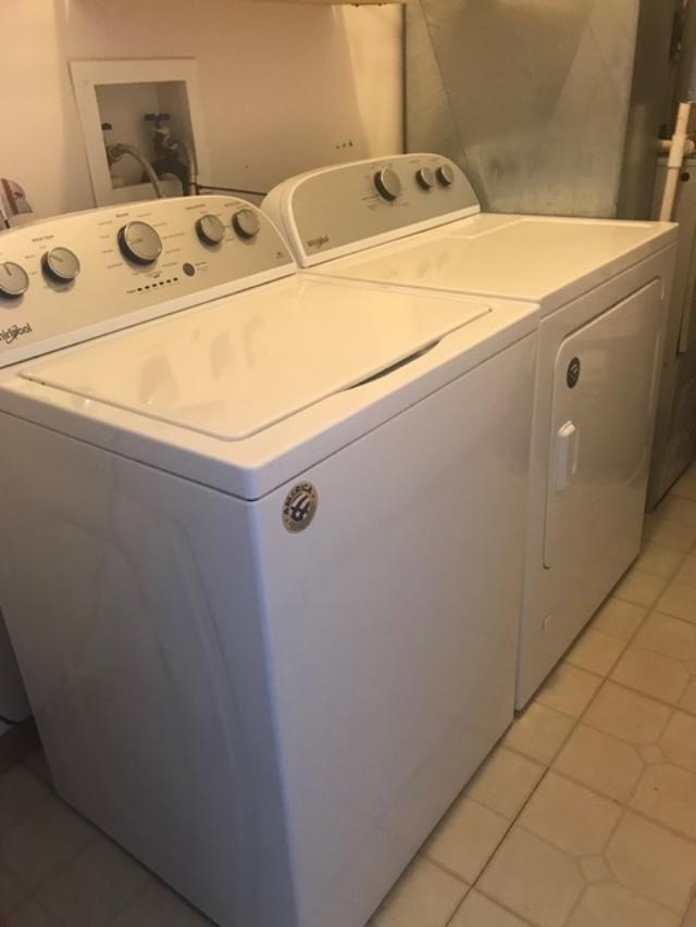 Building Photo - 16616 S Windsor Ln