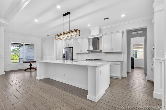 Building Photo - 799 Hookline Cir