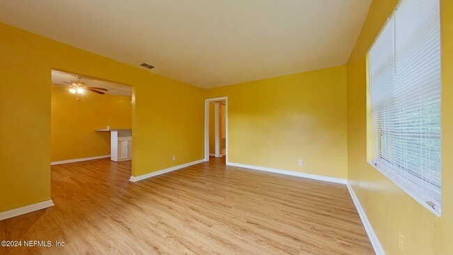 Building Photo - 1750 Lawson Rd