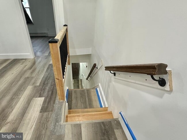 Building Photo - 104 New Rose St